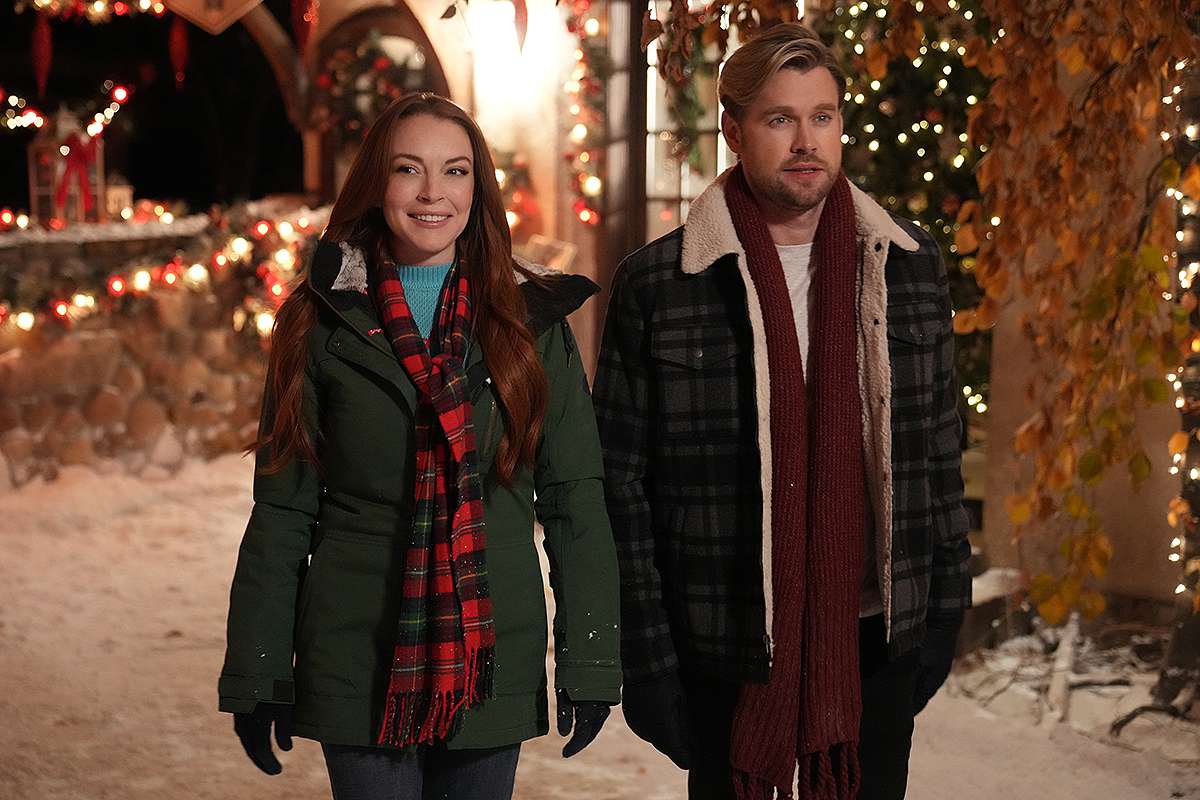 Netflix: Lindsay Lohan and Chord Overstreet in the untitled holiday rom-com