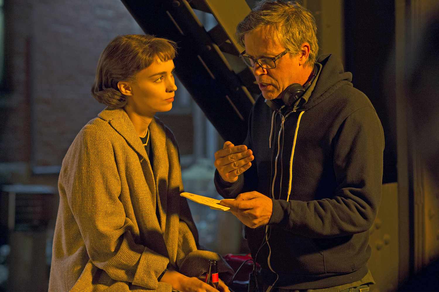 Carol (2015) (L-R) ROONEY MARA and director, TODD HAYNES On Set