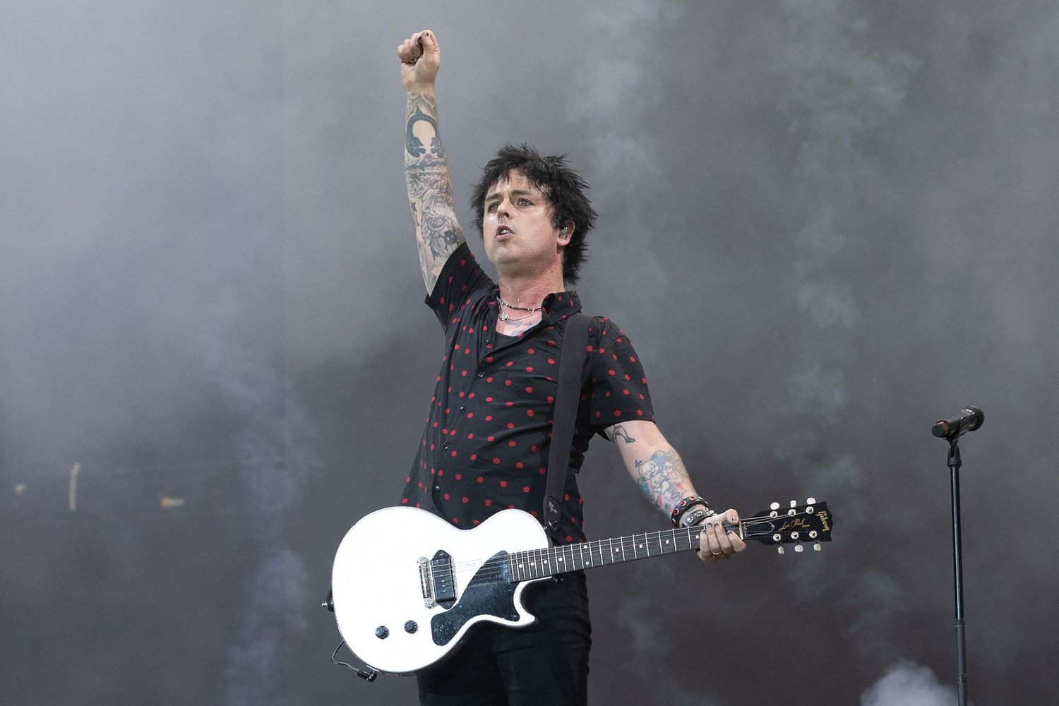 Billie Joe Armstrong of Green Day performs during Hella Mega tour at London Stadium on June 24, 2022 in London, England