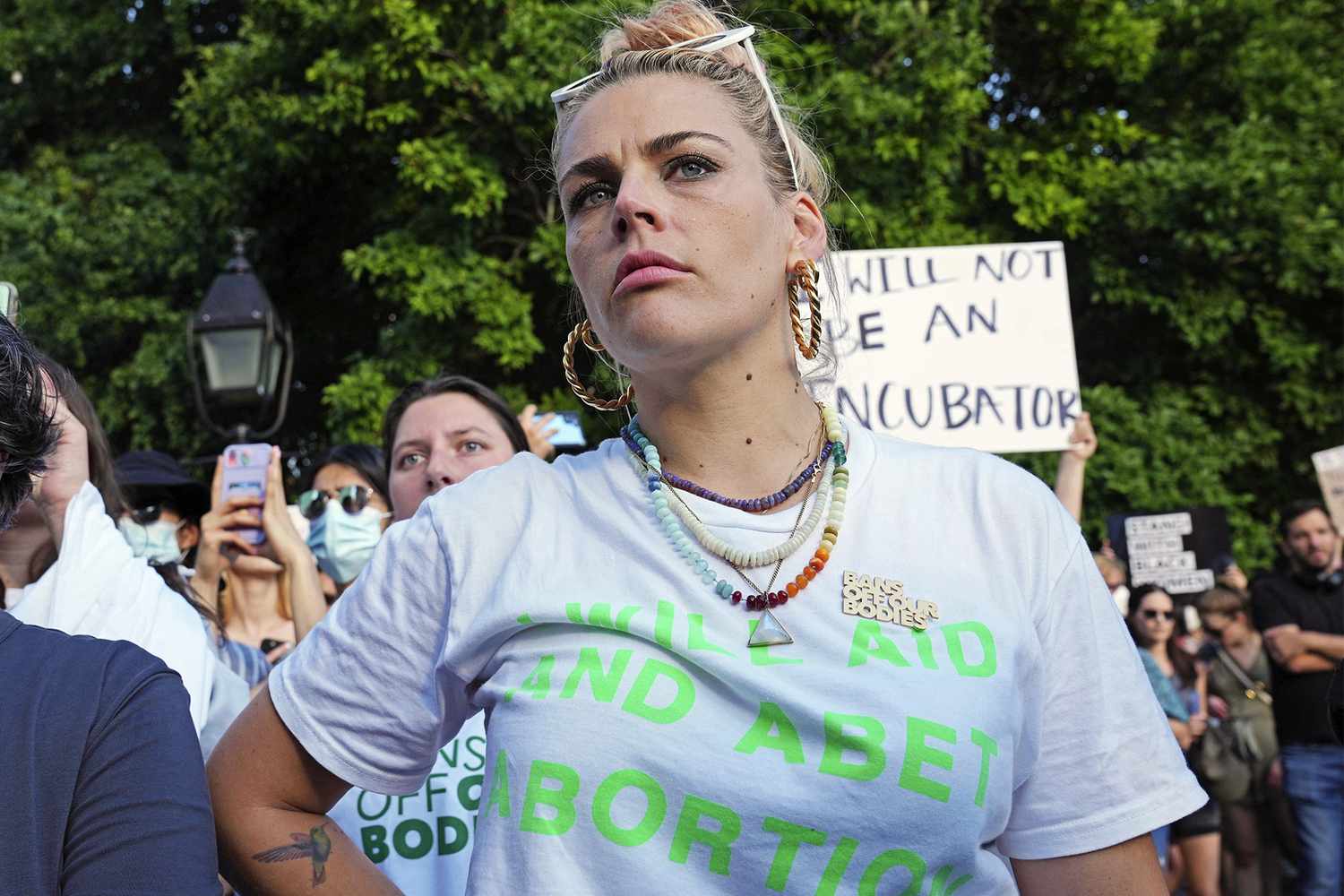 Photo by: John Nacion/STAR MAX/IPx 2022 6/24/22 Busy Philipps at a protest against the Supreme Court decision to overturn Roe v. Wade.