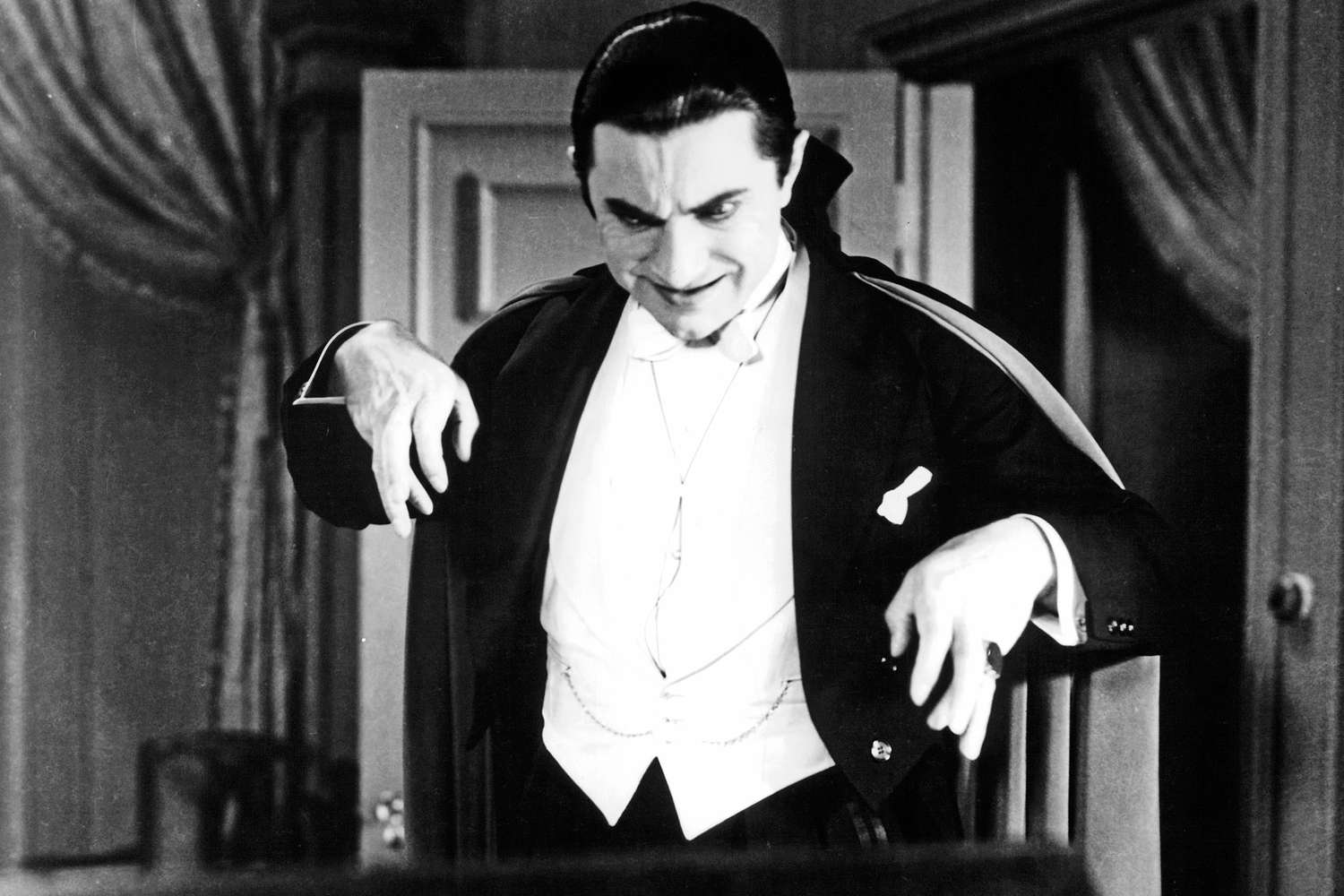 Bela Lugosi looking down as Count Dracula in a scene from the film 'Dracula', 1931. (Photo by Universal/Getty Images)