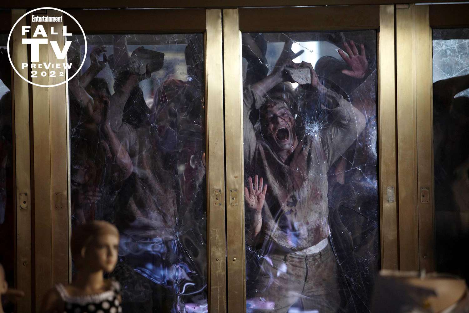 The new Walking Dead smart zombies go back to season 1 | EW.com