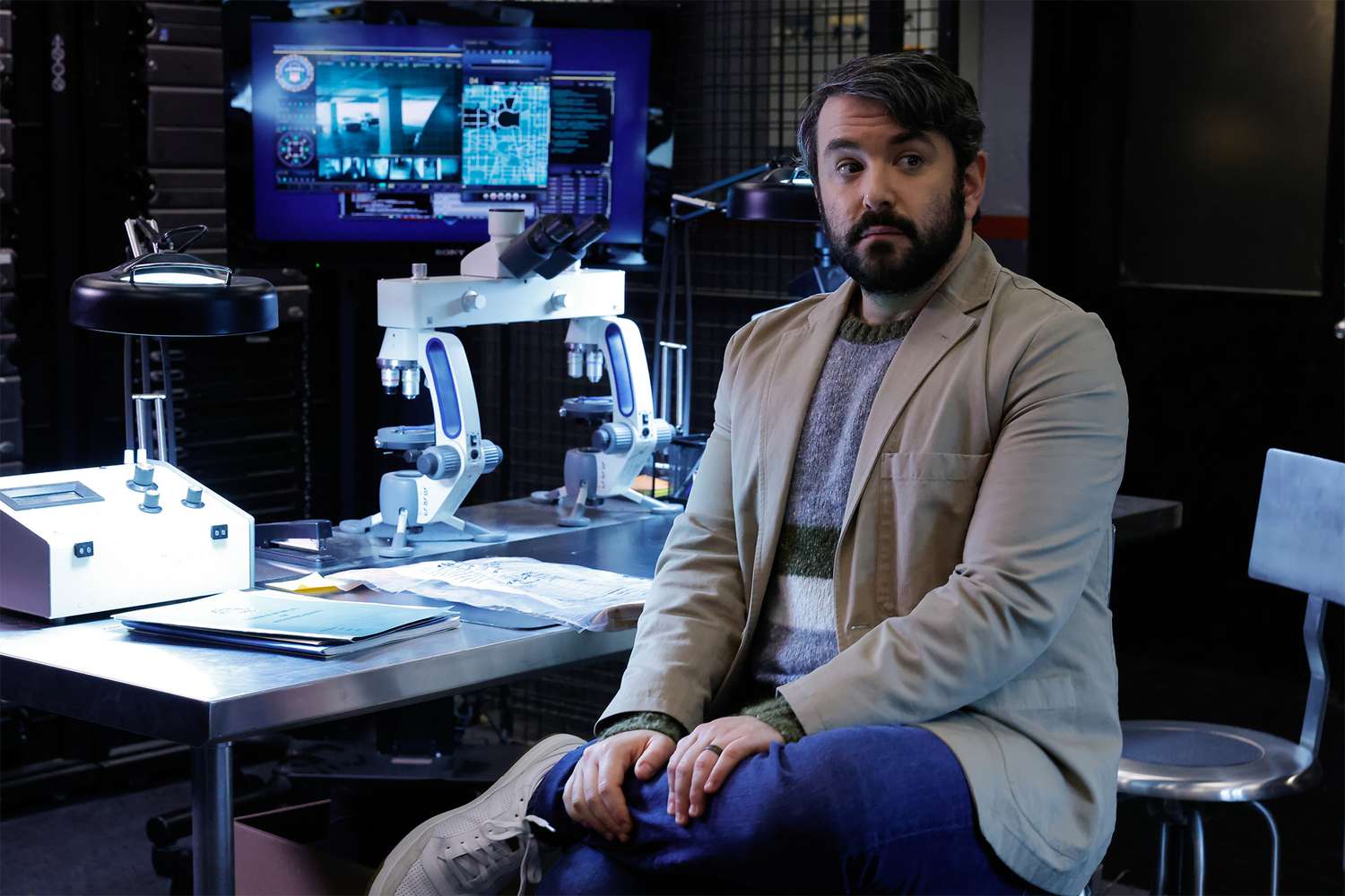 THE BLACKLIST -- "The Freelancer: Part 2" Episode 1007 -- Pictured: Alex Brightman as Herbie Hambright -- (Photo by: Will Hart/NBC)