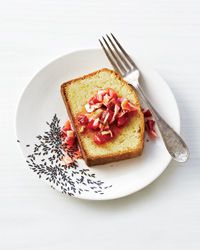 Strawberry-and-Wild-Fennel Compote with Pound Cake