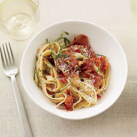 Fettuccine with Tomatoes and Crispy Capers 