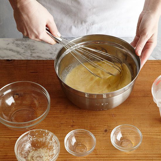 How to Make Popovers: Whisk eggs and sugar