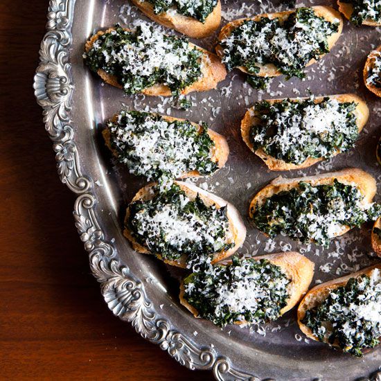 Fall&rsquo;s Last Hurrah: Creamed Kale Toasts