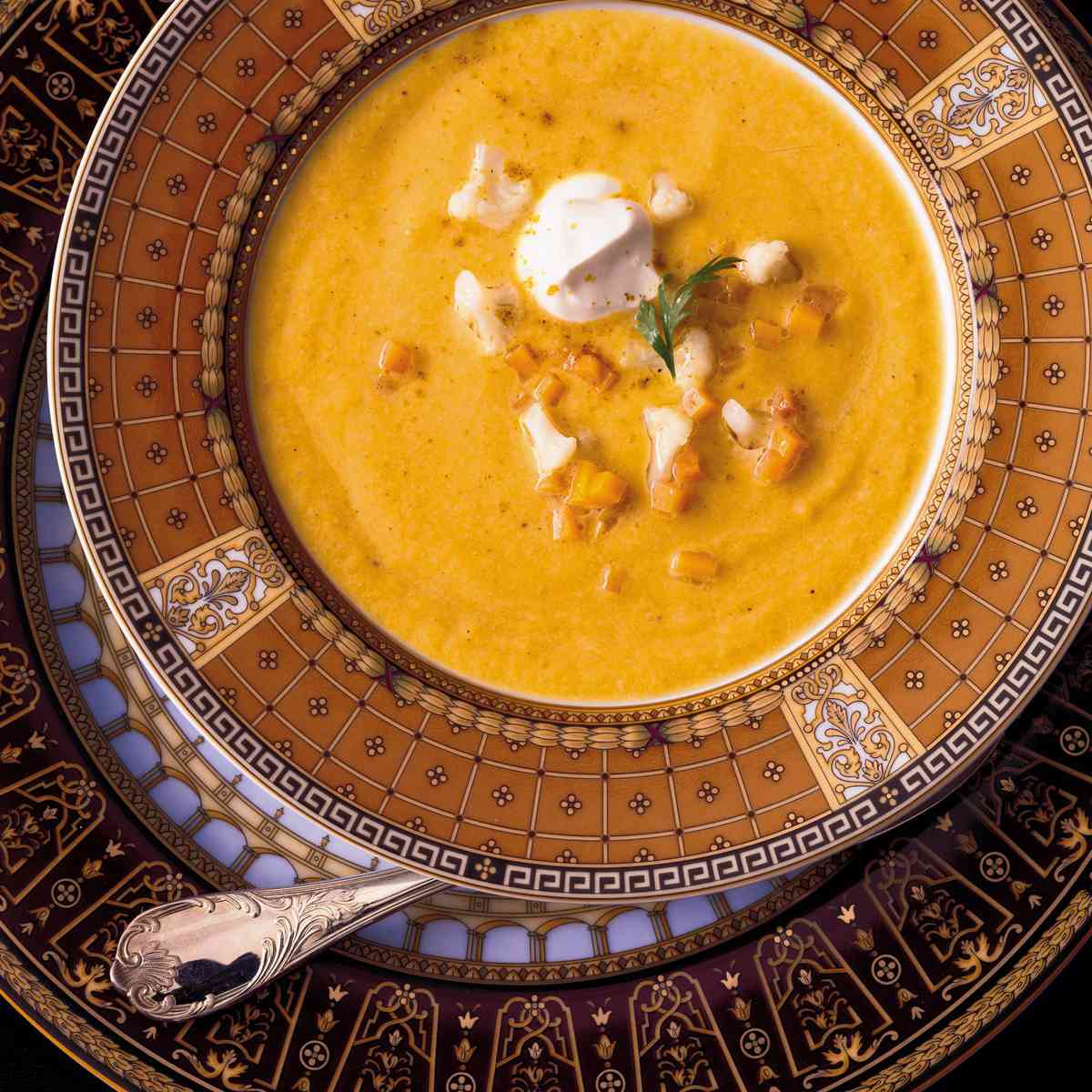 Curried Butternut Squash and Cauliflower Soup 