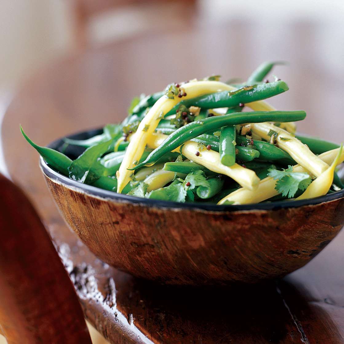 Green Bean-Chile Stir-Fry 