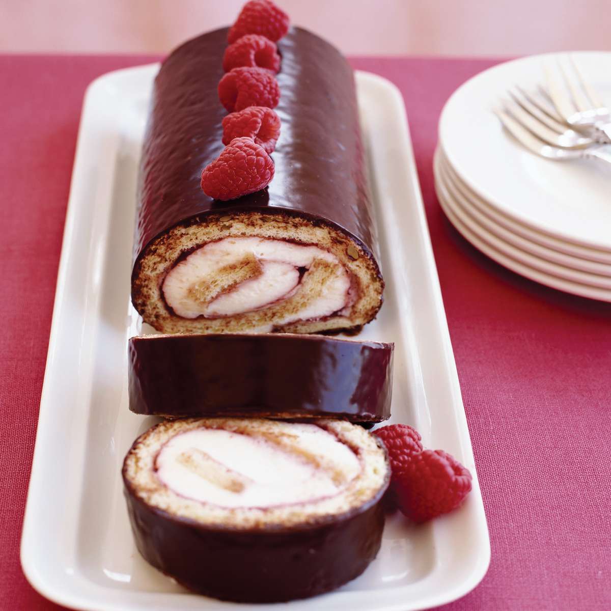 Chocolate-Raspberry Swiss Roll 