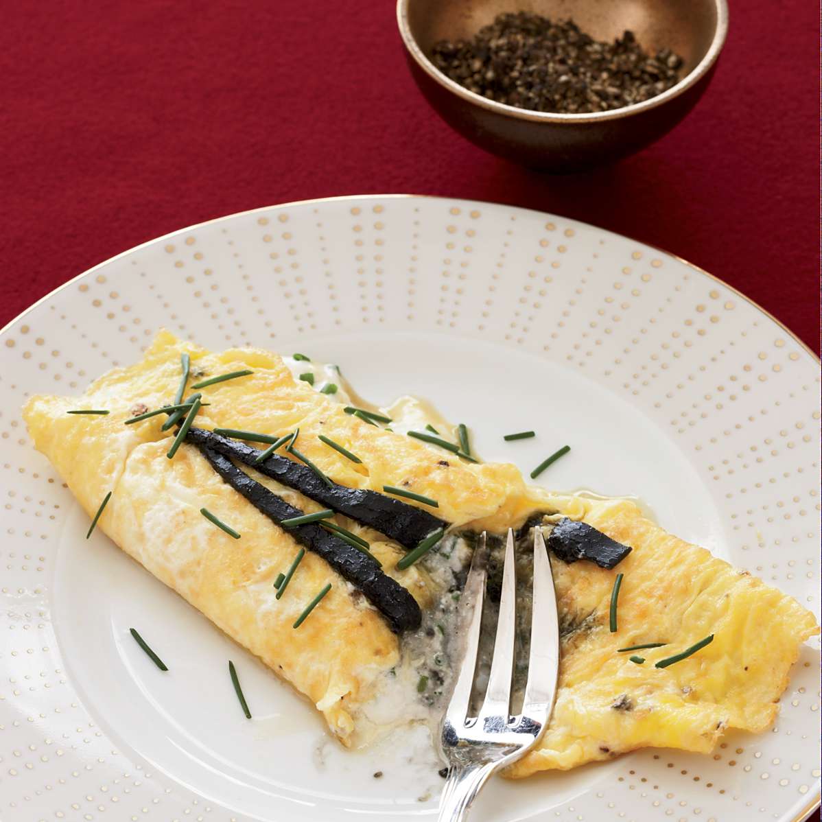 Omelet with Pressed Caviar and Sour Cream 