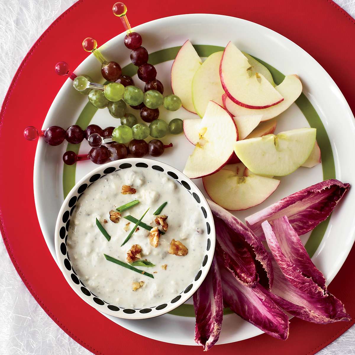 Blue-Cheese-and-Walnut Dip with Waldorf Crudit&eacute;s 