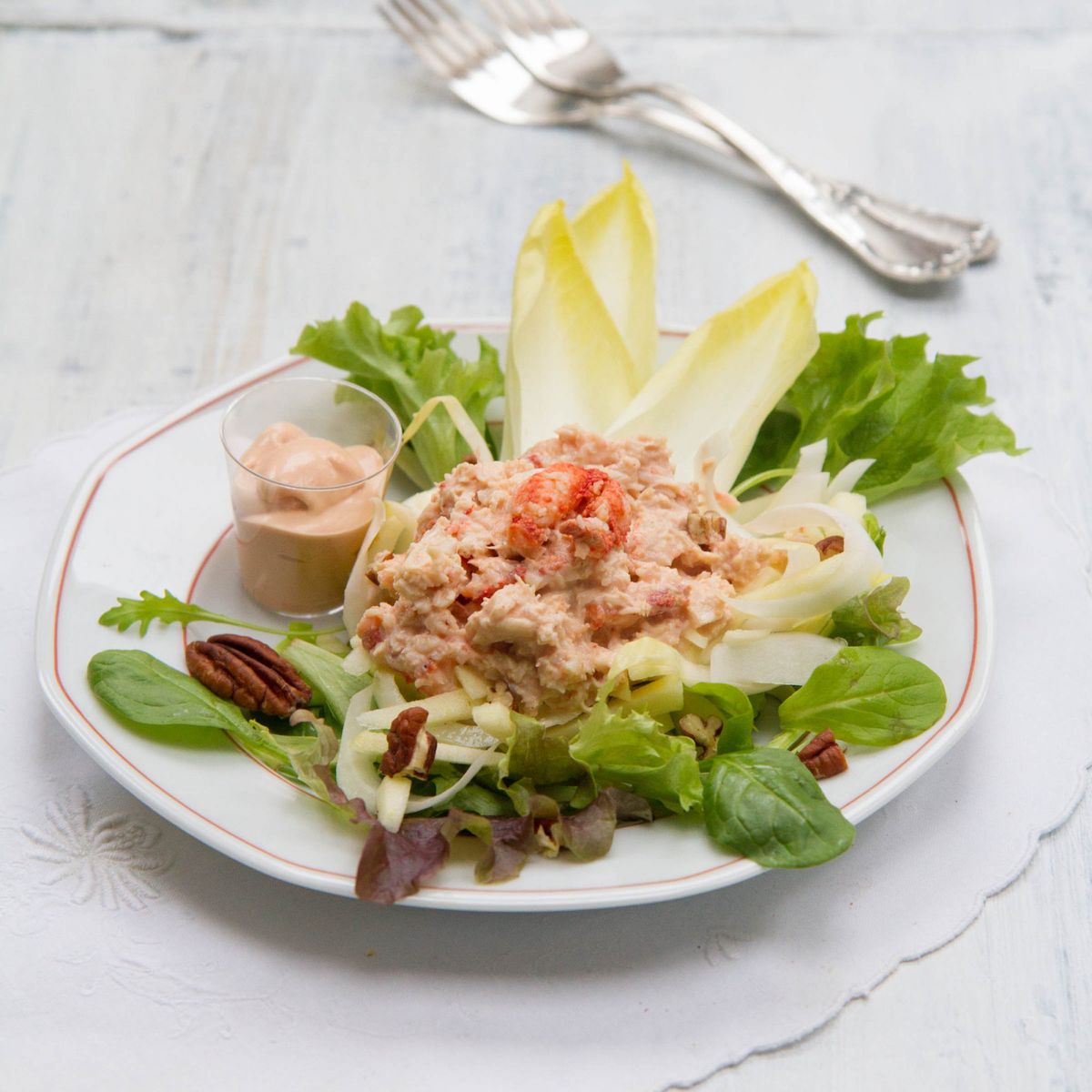 Crab Salad with Apple, Endives and Pecans 