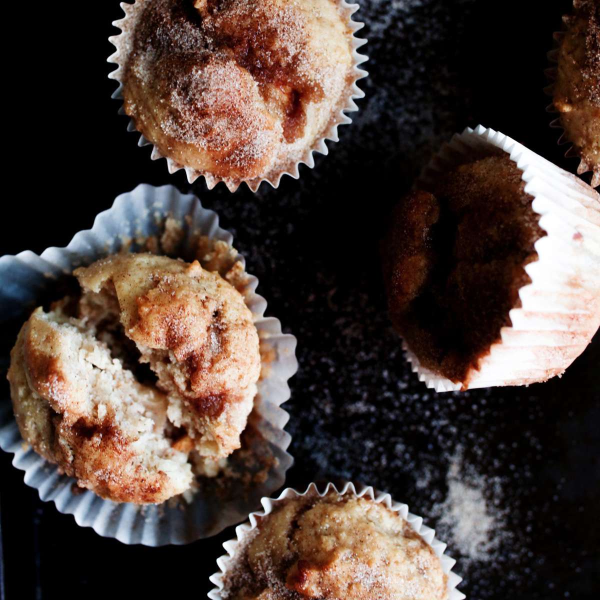 Apple Snickerdoodle Muffins 