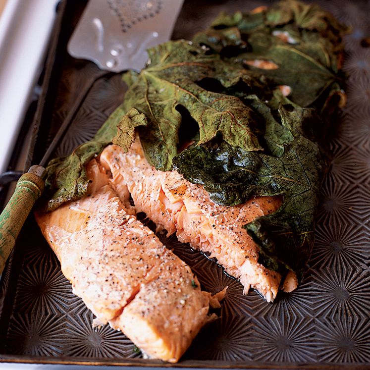Salmon Fillet Baked in Fig Leaves with Garlicky Potatoes 