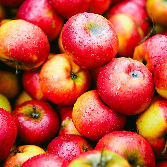 London Photo Tour: Broadway Market apples