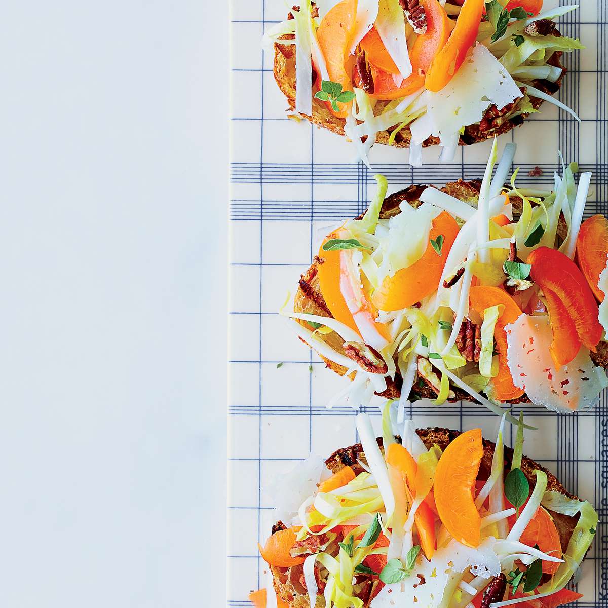Endive-and-Apricot Tartines 