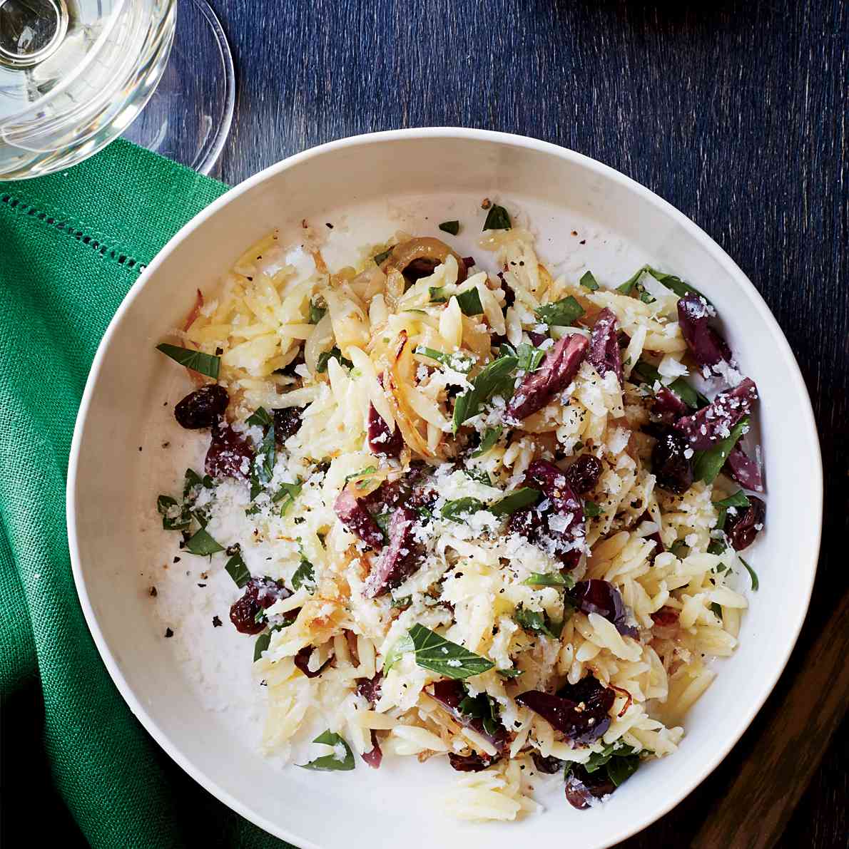 Orzo with Caramelized Onions and Raisins 