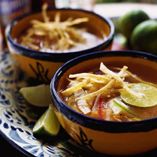 Yucat&aacute;n Lime and Chicken Soup