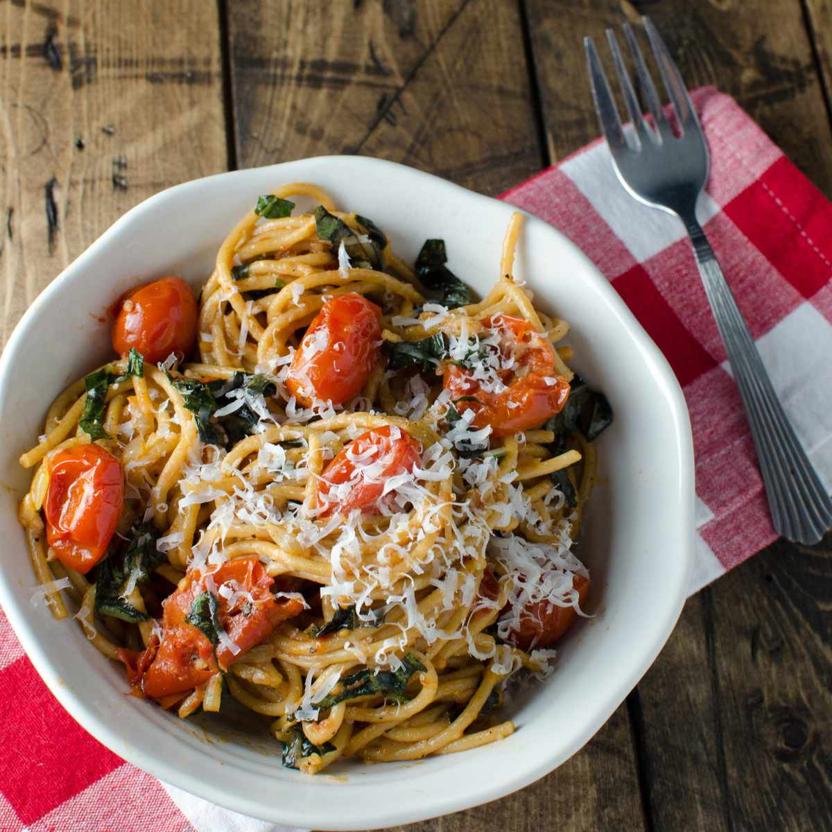 Slow-Roasted Tomatoes and Garlic with Basil Whole-Wheat Pasta and Parmesan 