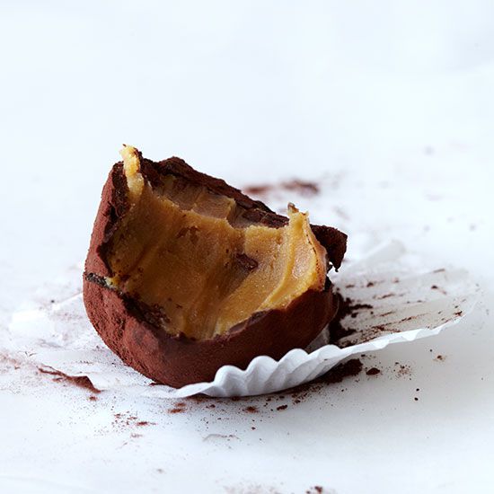 HD-2013-r-roasted-white-chocolate-and-coffee-truffles.jpg