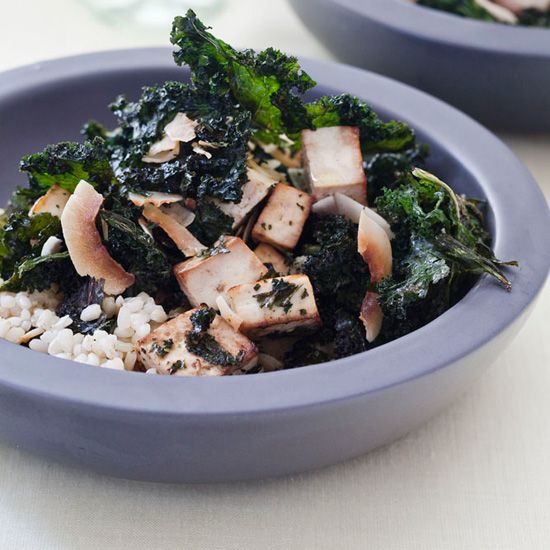 Crispy Kale-and-Tofu Salad with Coconut