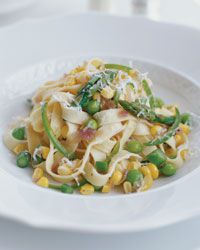Fresh Pasta with Spicy Corn and Asparagus