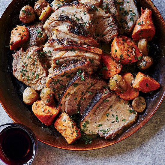 HD-201412-r-wine-braised-pork-with-chestnuts-and-sweet-potatoes.jpg