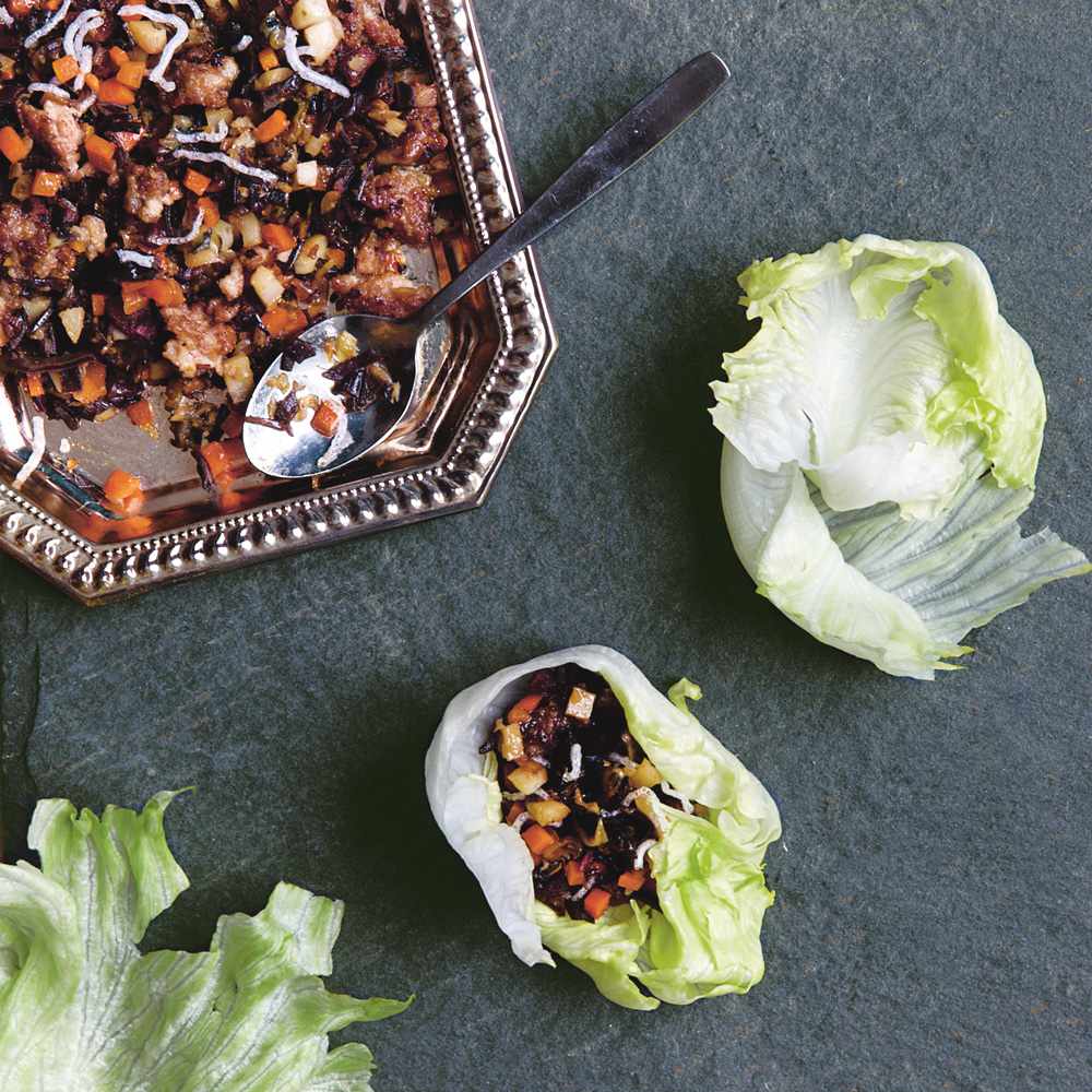 Lettuce Wraps with Dried Oysters