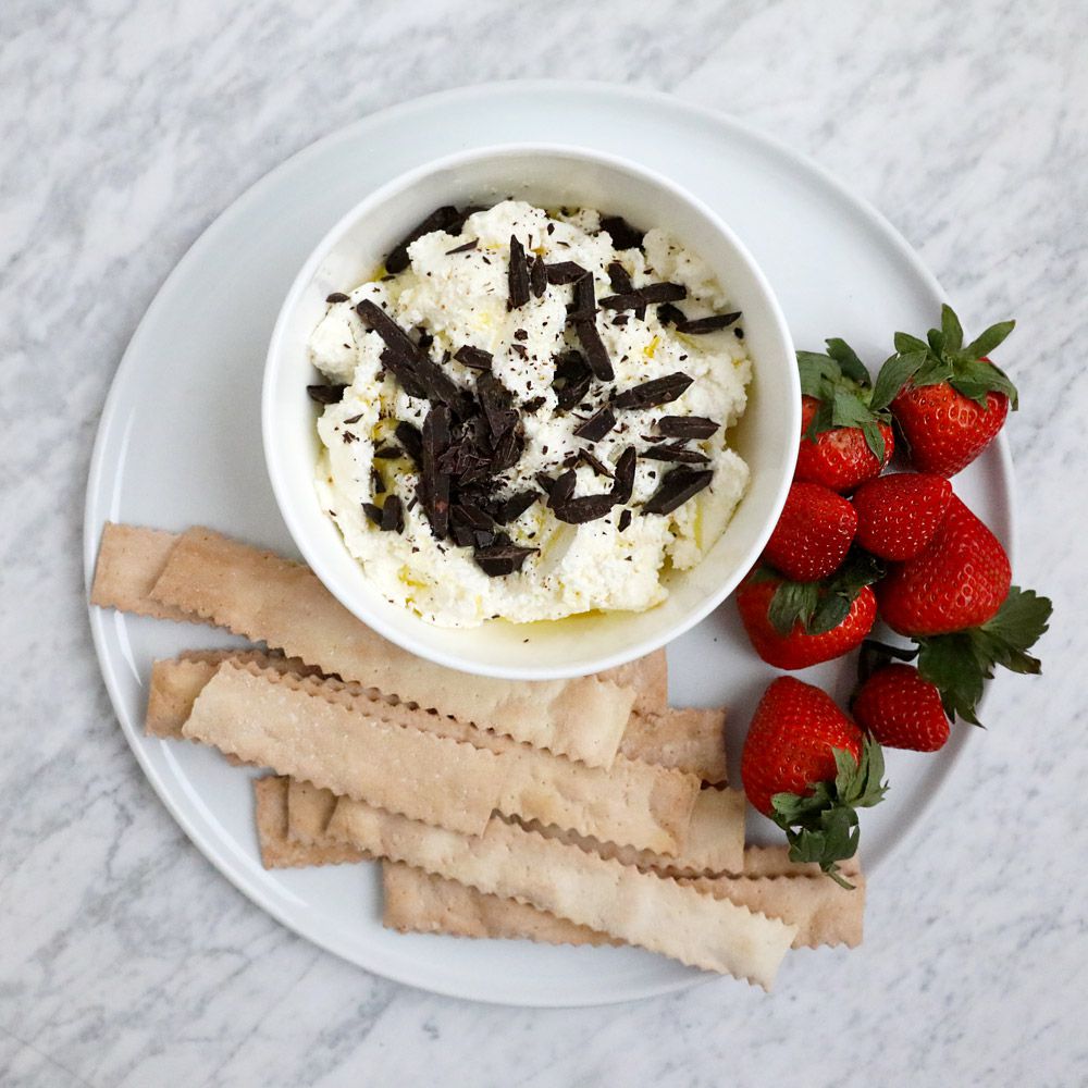 Ricotta Spread with Olive Oil and Dark Chocolate