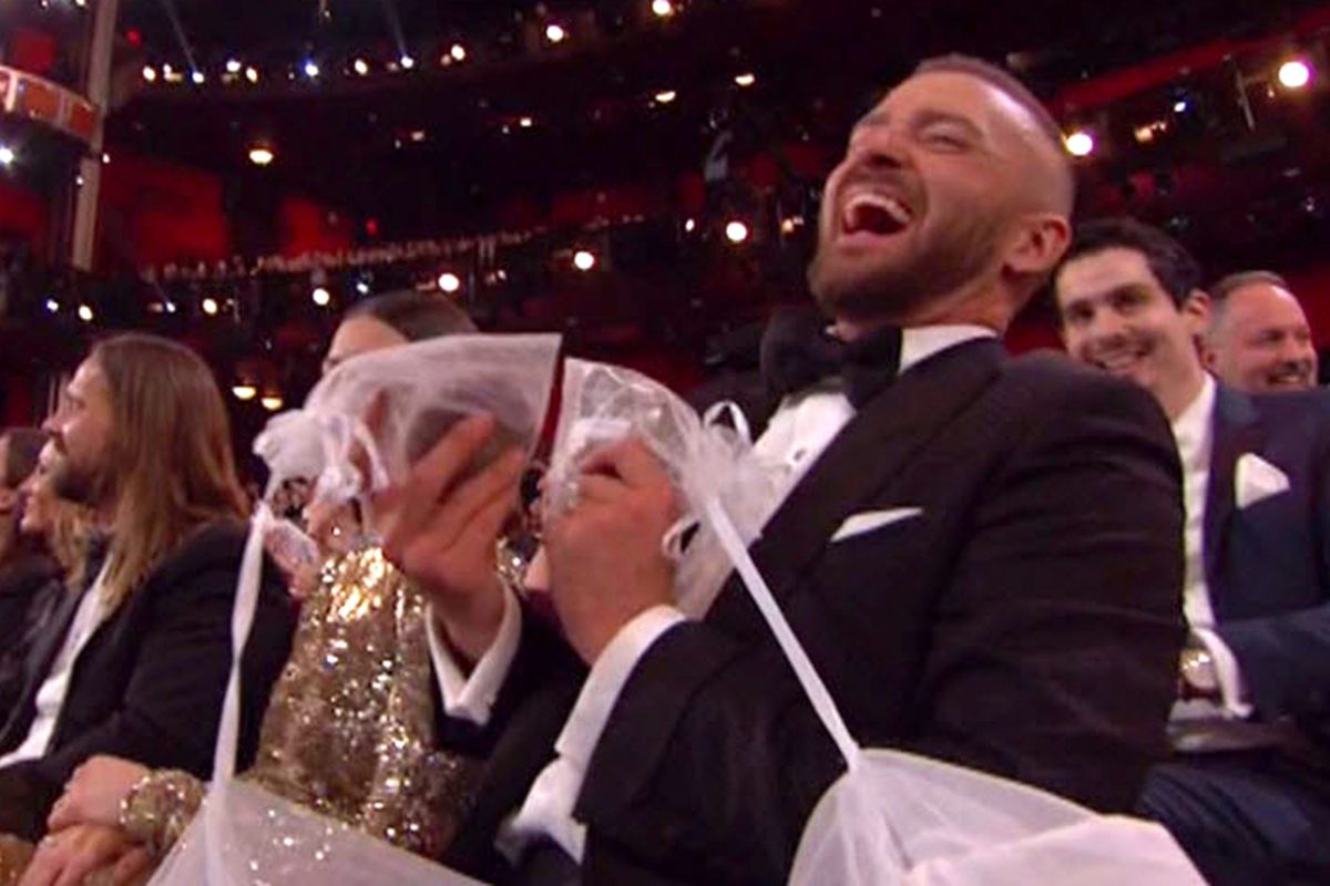Cookies and Doughnuts! Jimmy Kimmel Makes It Rain Carbs at the Oscars