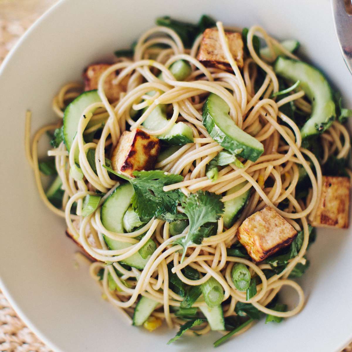 Whole-Wheat Pasta with Tofu and Cucumber 