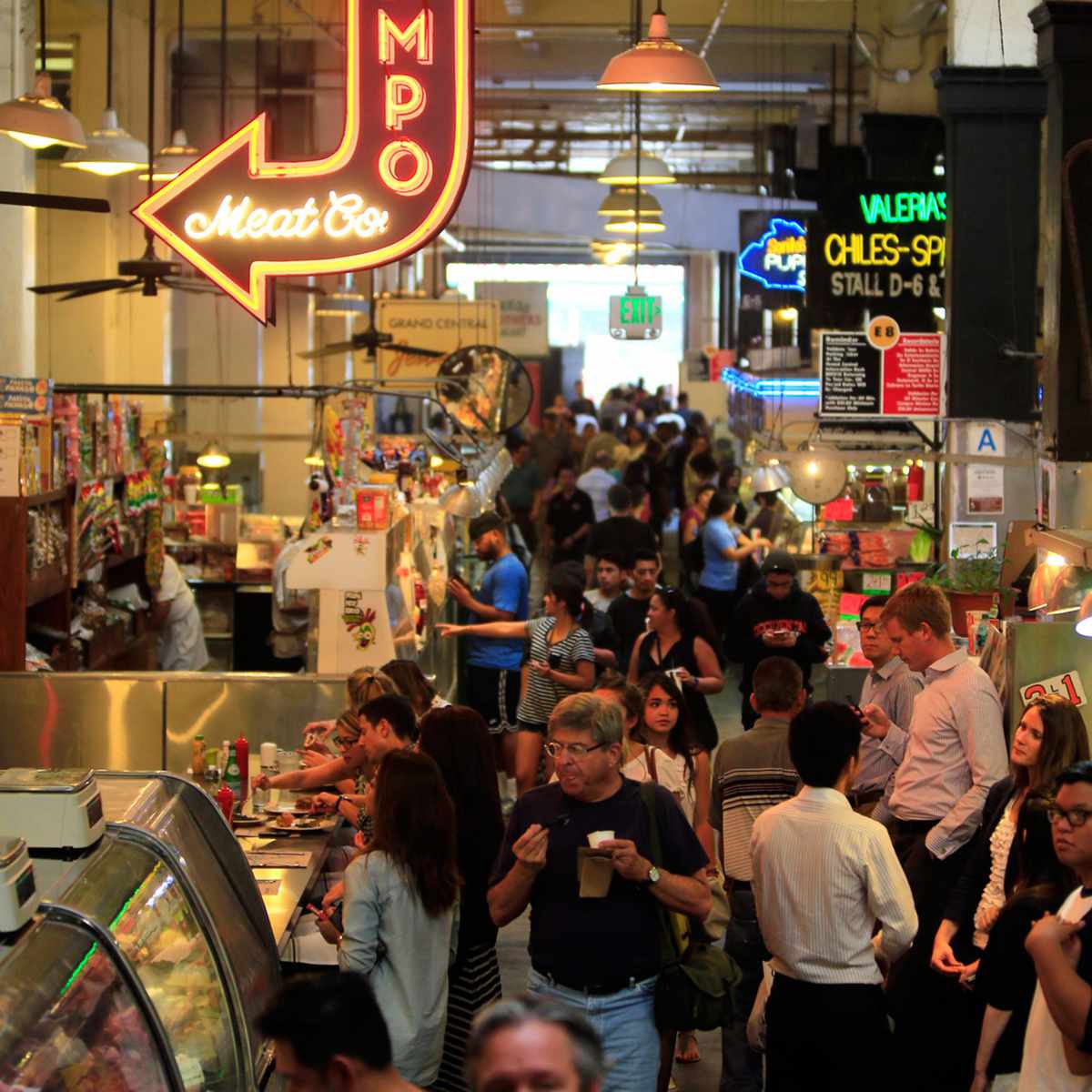 FWX EAT LIKE A NEW YORKER GRAND CENTRAL MARKET