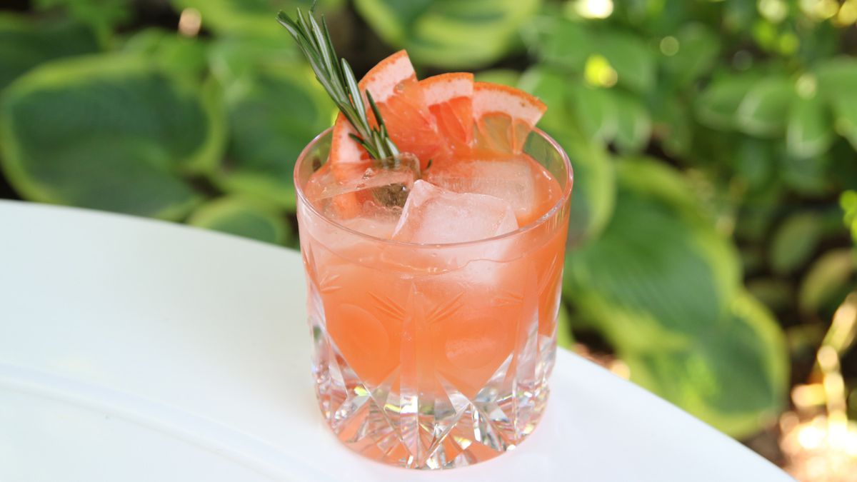 Grapefruit & Rosemary Reposado Cocktail