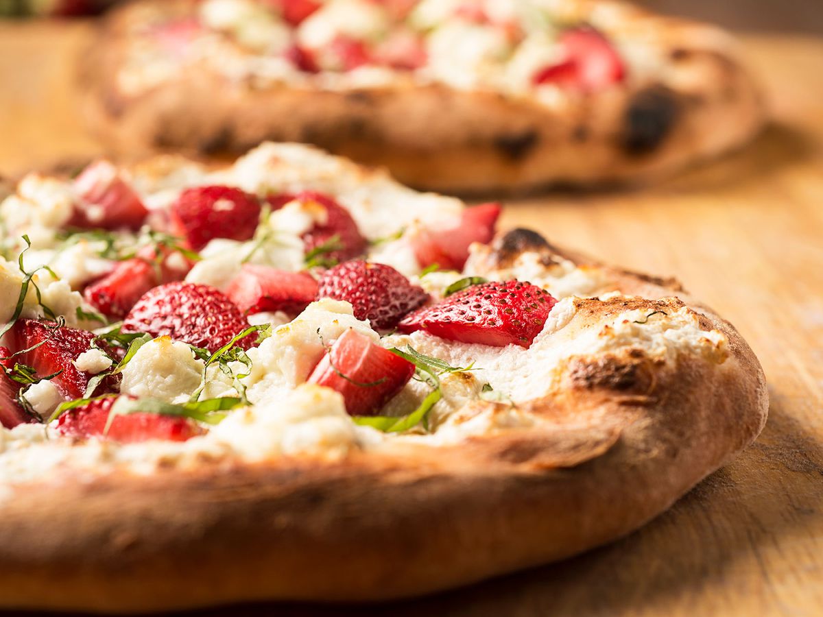 strawberries on pizza