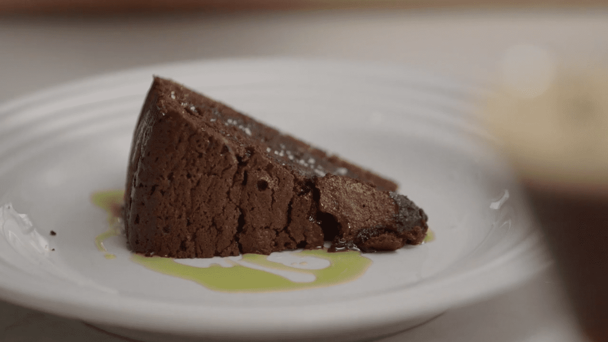 ludo-lefebvre-chocolate-cake-FT-BLOG1117