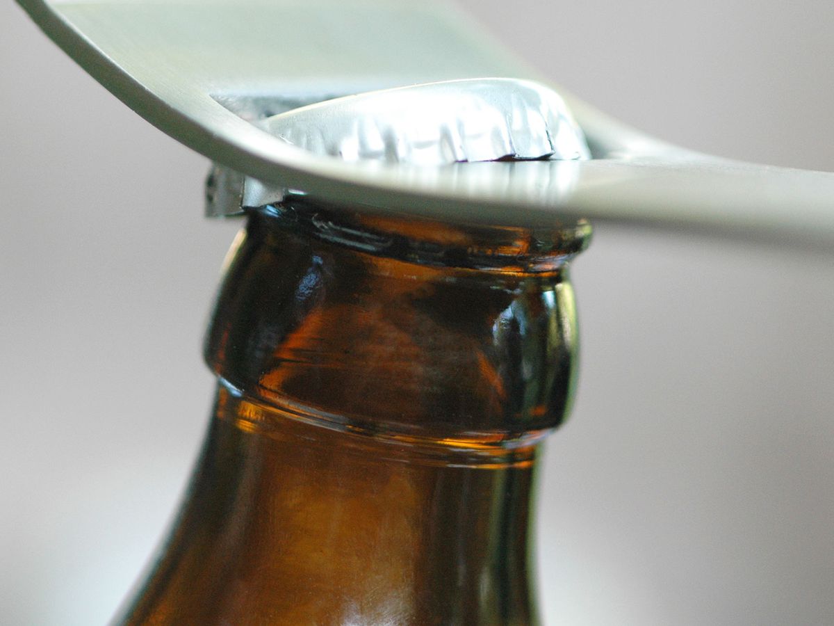 opening beer bottle hack
