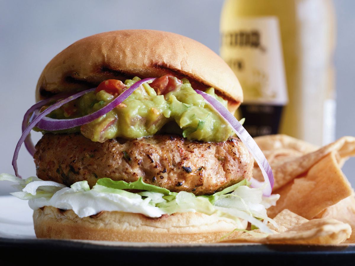 Cheese-Belly Chicken Burgers with Sour Cream and Guacamole 