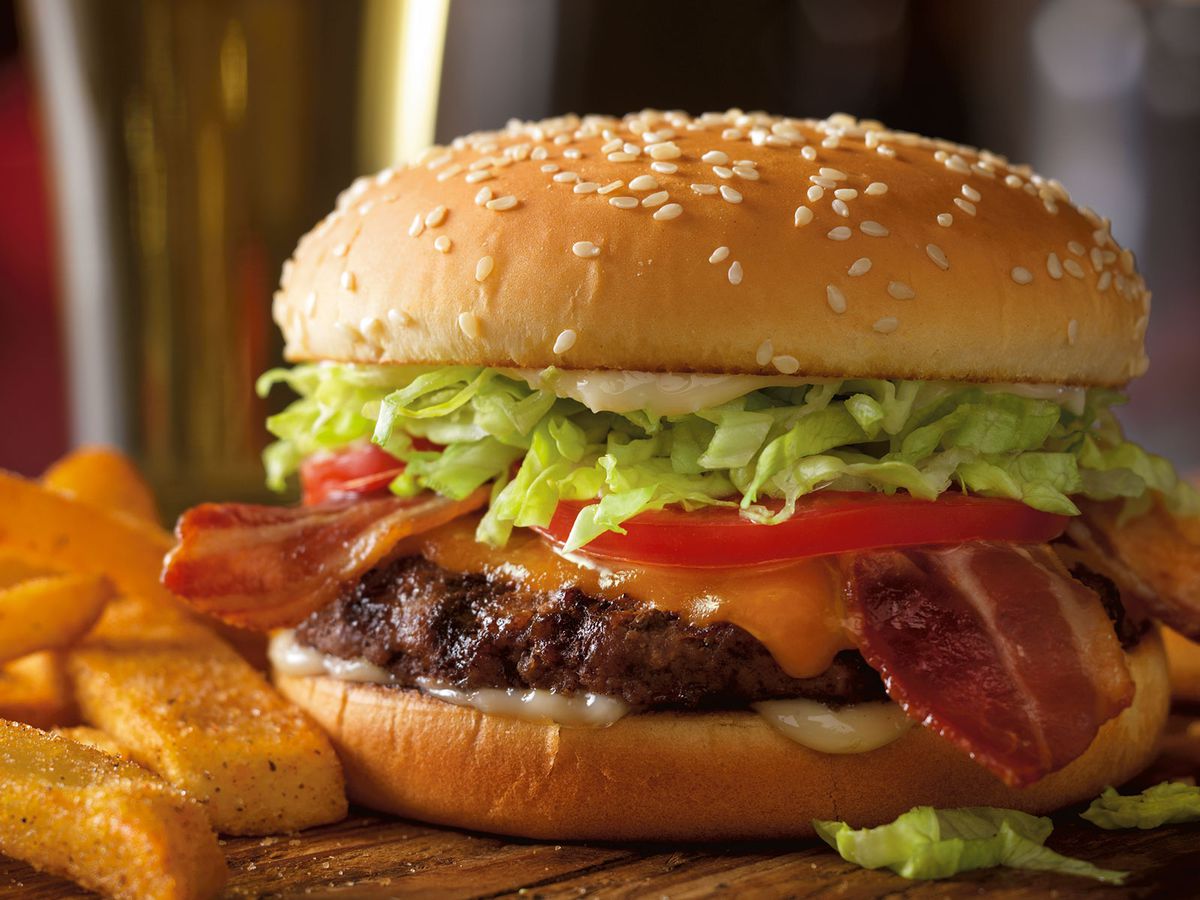red-robin-free-burger-FT-BLOG0518.jpg