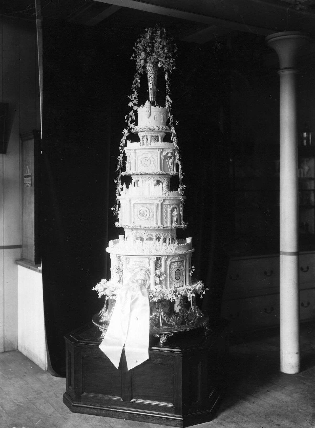 Duke of York wedding cake