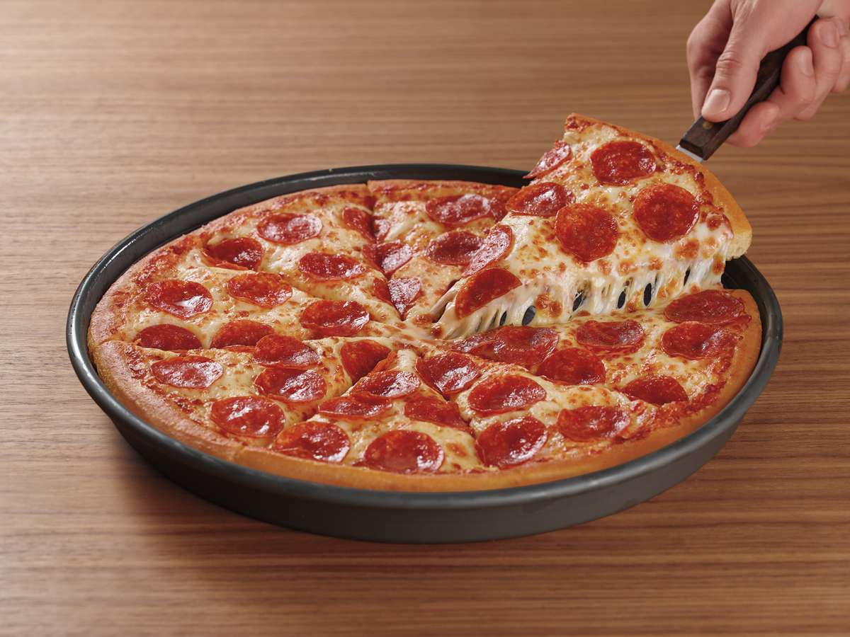 Pizza Hut Updated Its Original Pan Pizza And We Tried It Food