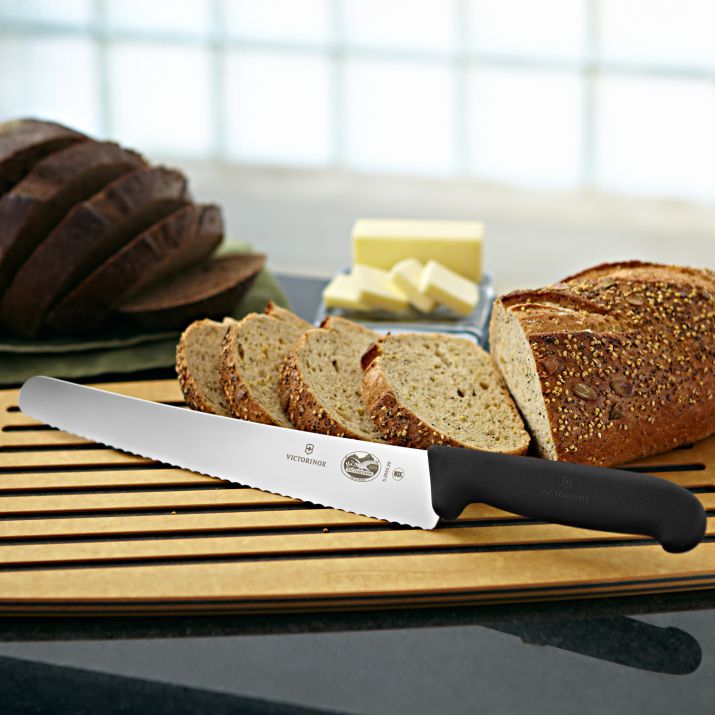 锯齿状的面包刀