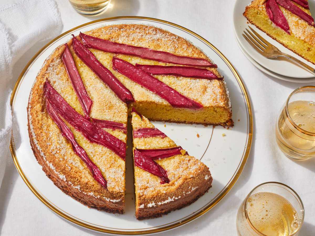 Flourless Rhubarb Cake Recipe