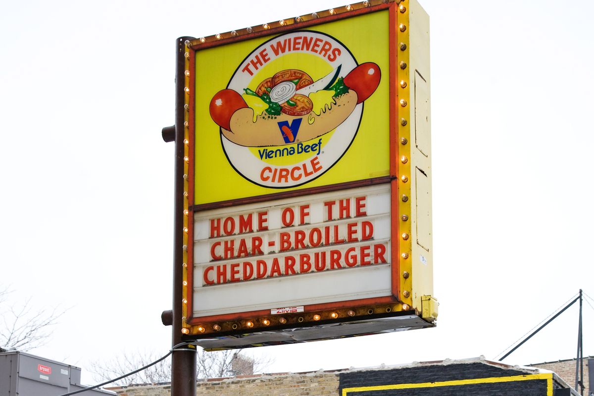Chicago's Wiener's Circle will berate you via Facetime