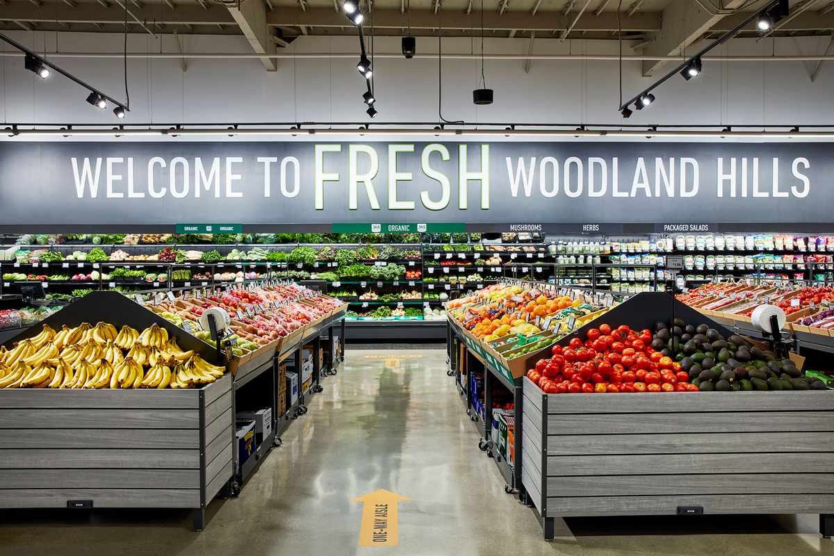 Amazon Fresh Grocery Store in Woodland Hills, California