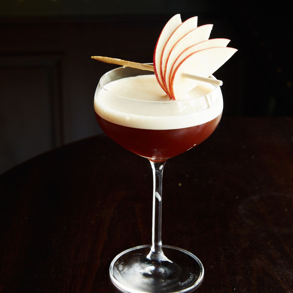 <p>Leo Robitschek uses fresh apple cider and maple syrup in his perfect cold-weather cocktail.</p>