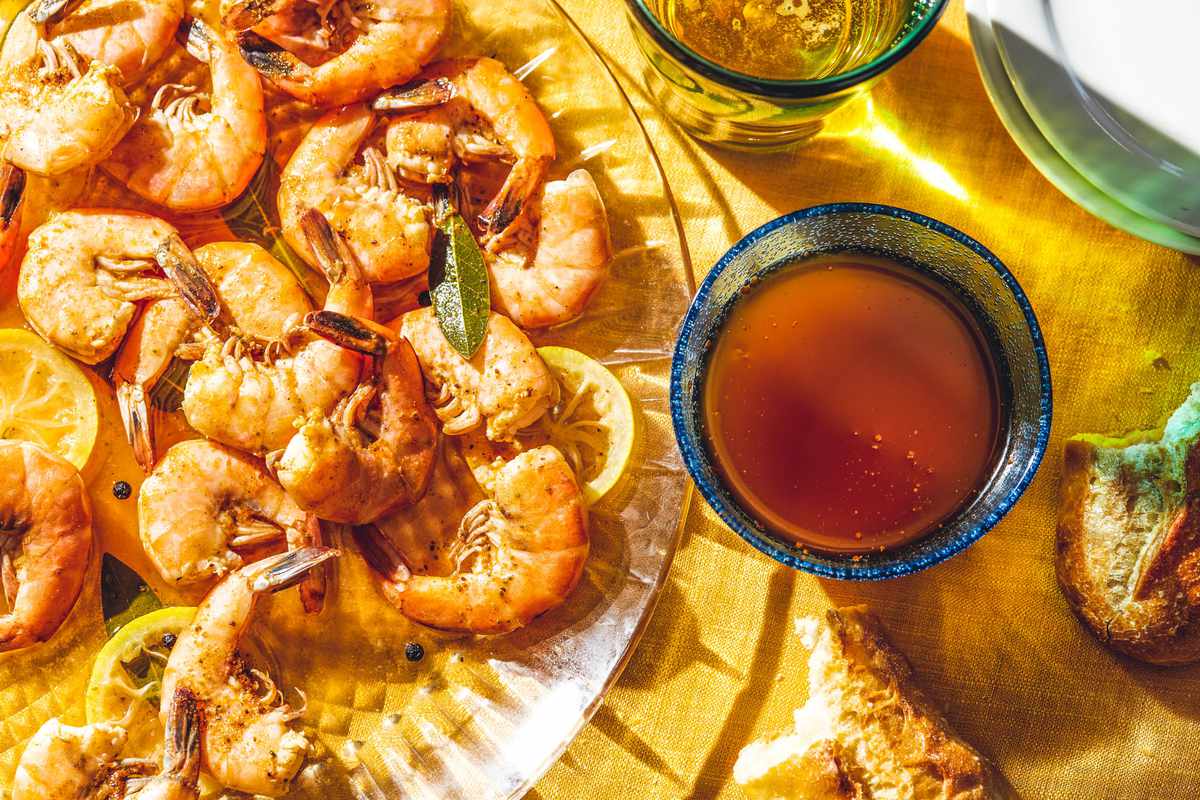 Shrimp Boil with Spicy Butter Sauce