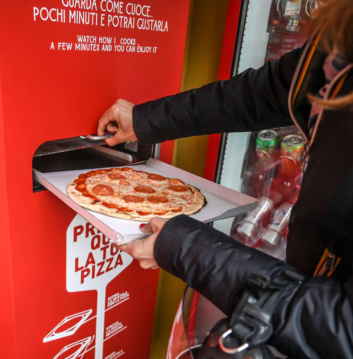 Rome pizza vending machine