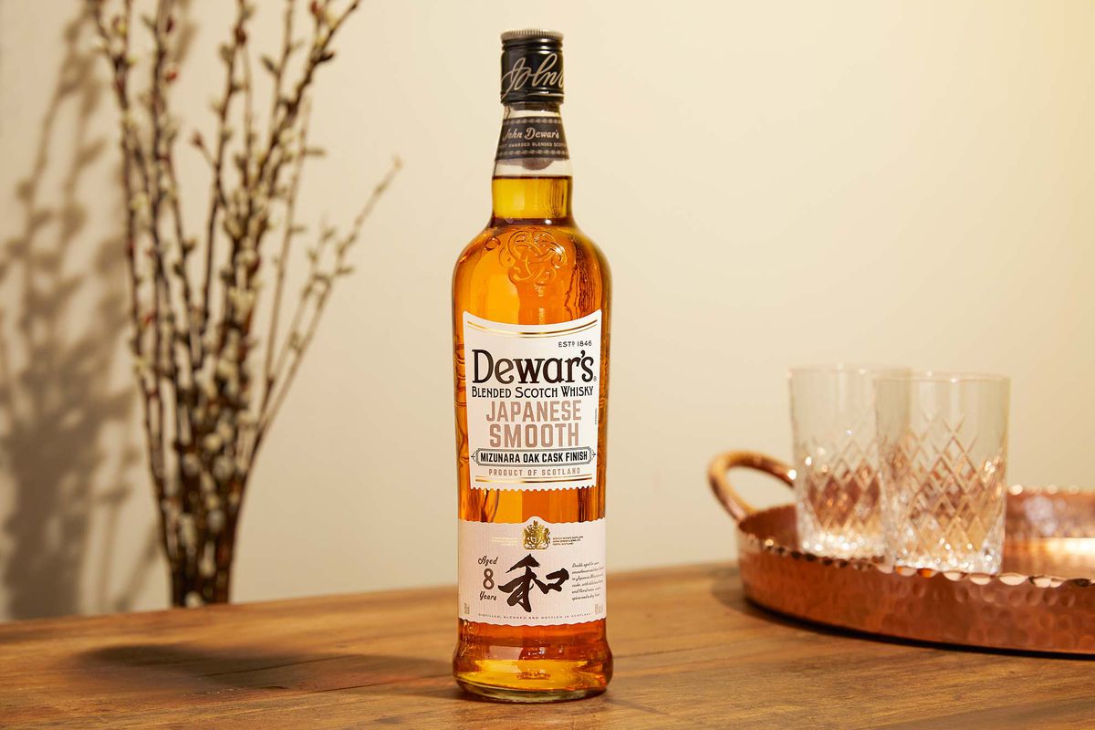 Dewar’s 8-Year-Old Blended Scotch Whisky Mizunara Oak Cask Finish