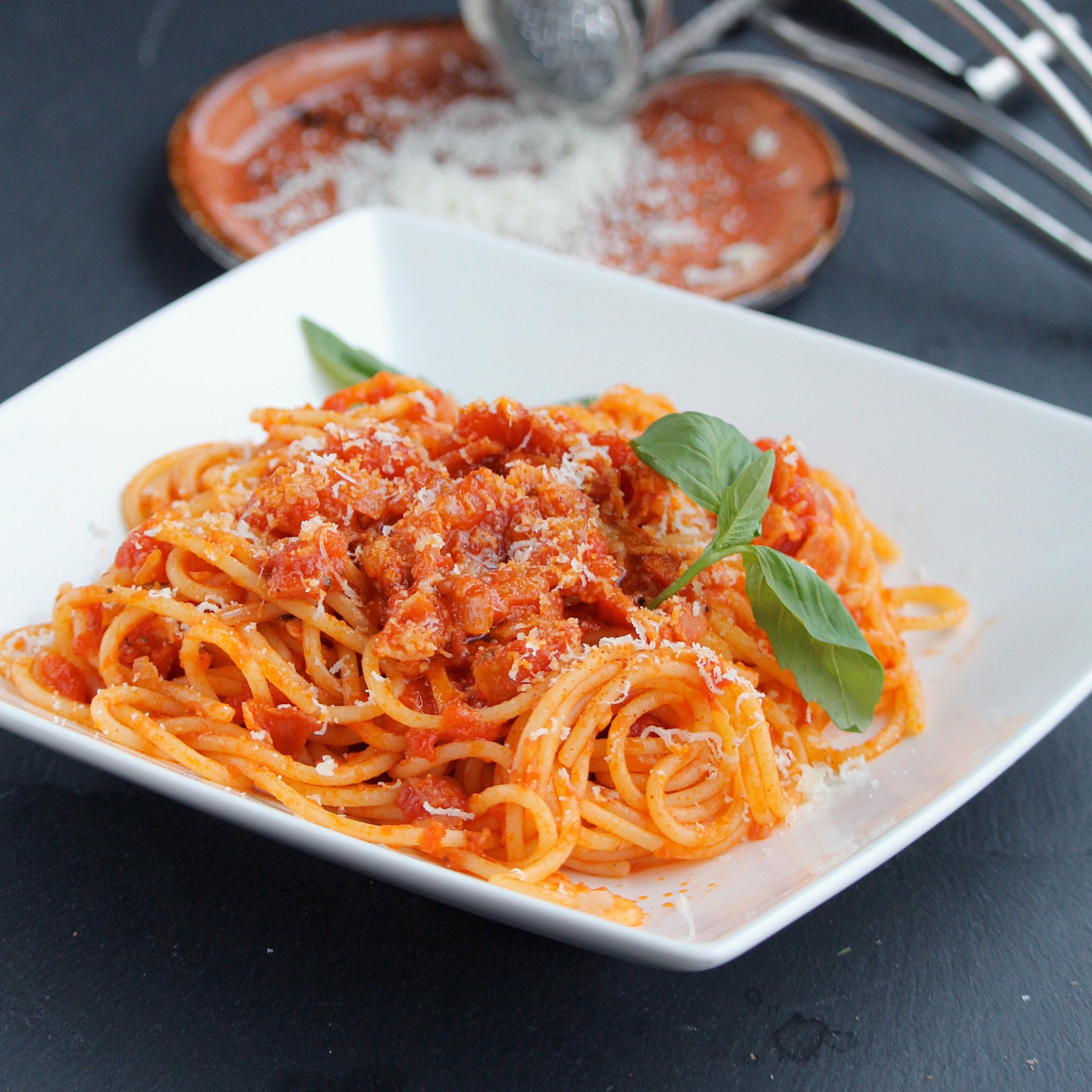 Enzo&amp;#39;s Spaghetti all&amp;#39;Amatriciana Recipe | Allrecipes